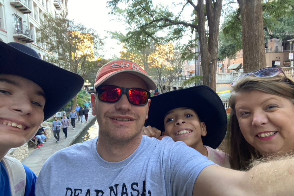 Roadschooling is a great option for families who want to live a life of travel. 